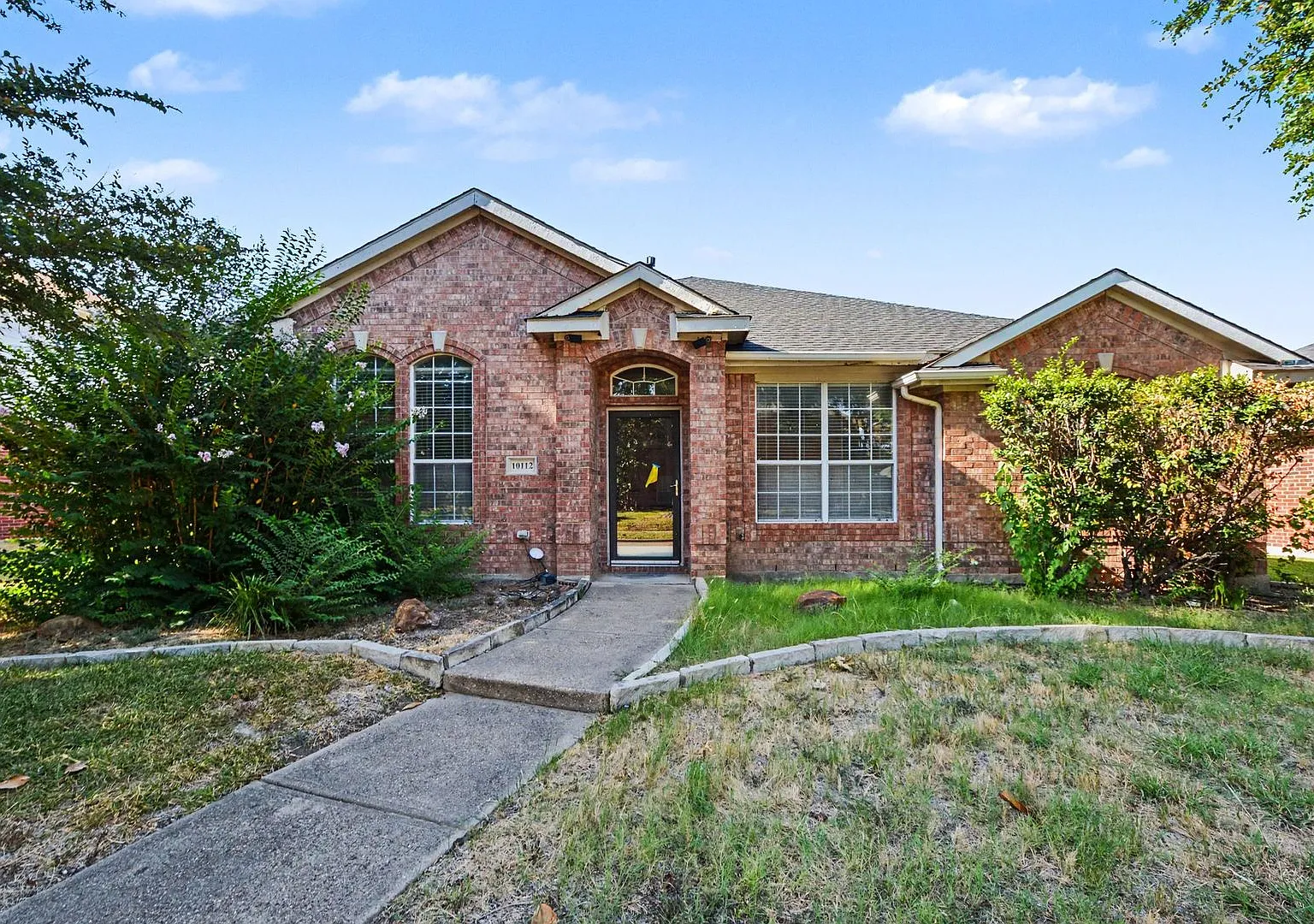 Fully Renovated Frisco Gem! Welcome to 10112 Asheboro Street, a beautifully updated home offering... — Photo 3