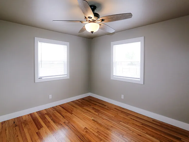 201 W Freeman Ave #1 — Photo 8
