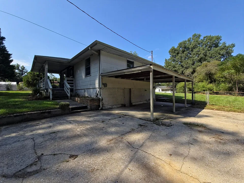 1720 Home Garden Dr