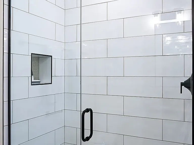 3242 N Rosalia Rd — Photo 16