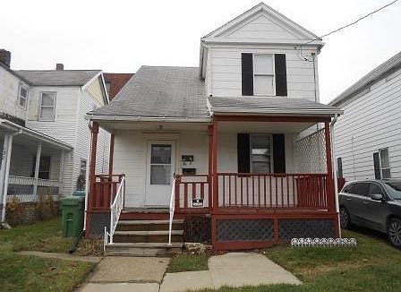 1st image of 134 1st St NW