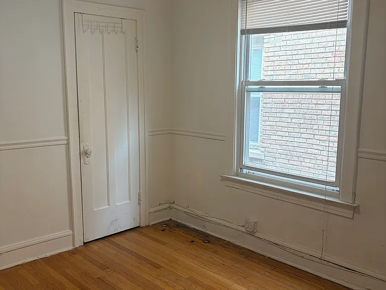 4710 N Lawndale Ave — Photo 6