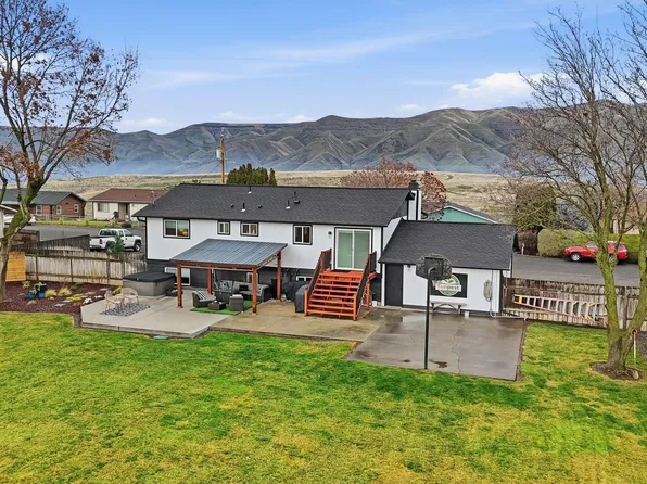 2435 Easy St, Clarkston, WA 99403