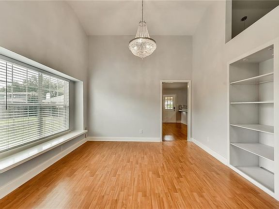 5th image of 3014 Majestic Ct