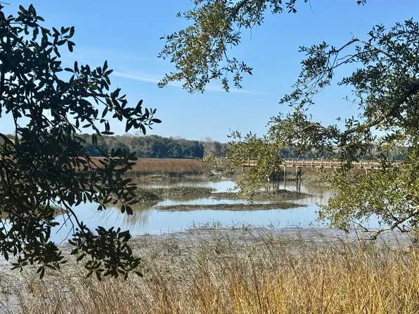 77 Barnaby Blf, Seabrook, SC 29940