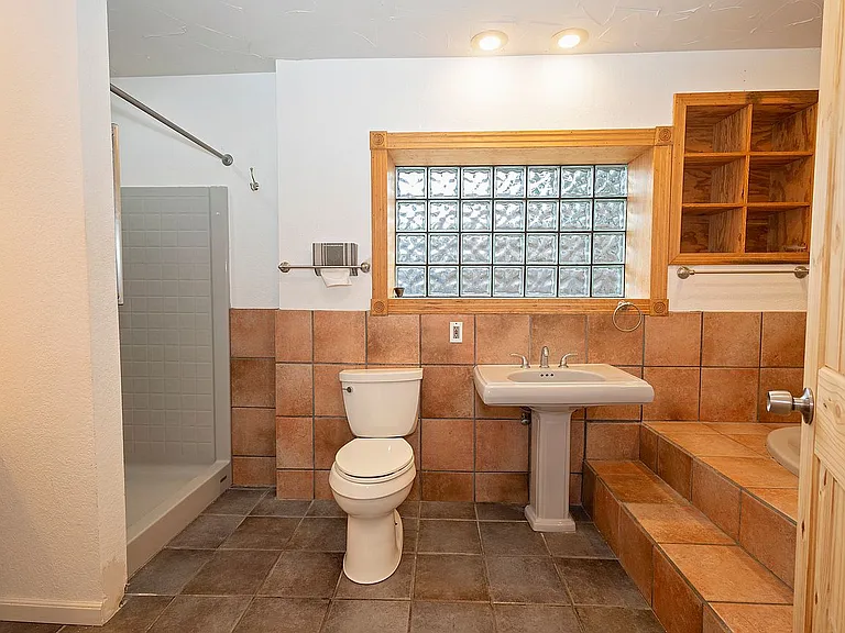 6033 Rio Vista Ave — Photo 6