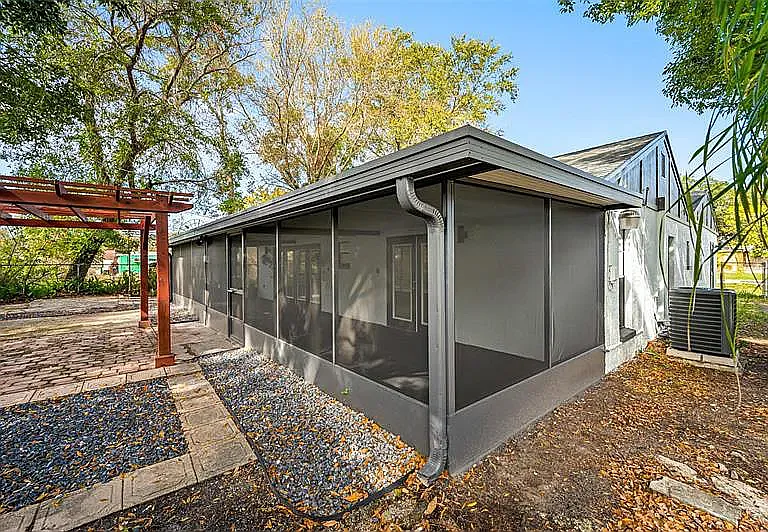 3910 W Pine St — Photo 13