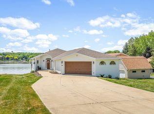 847 Breckenboro Rd, Davis, IL 61019