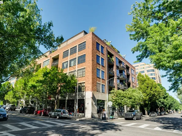 408 NW 12th Ave APT 201, Portland, OR 97209