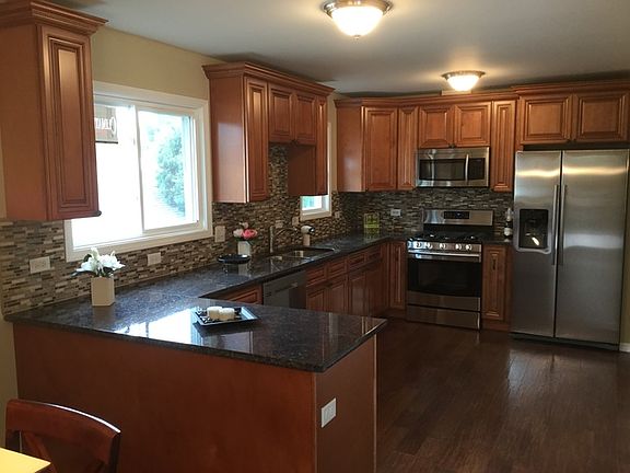 4th image of 130 Vantroba Dr