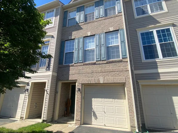 15651 John Diskin Cir #1, Woodbridge, VA 22191