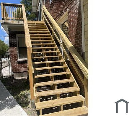 2nd image of 6843 N Pearl St #C