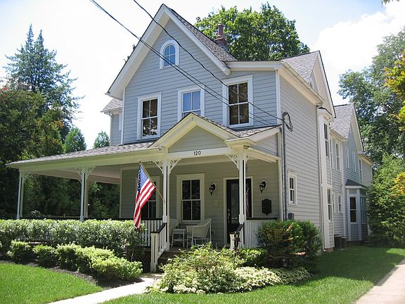 2004 Award Recipient for Restoration