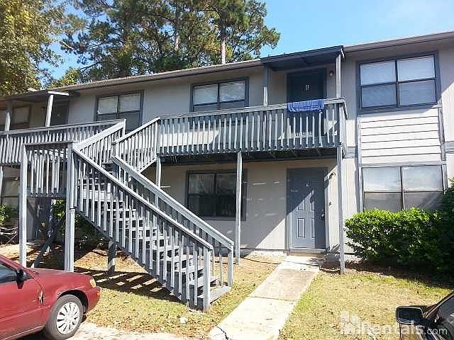 1st image of 301 Dixie Dr APT F2