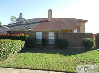 10220 Oak Branch Ln, Dallas, TX 75227
