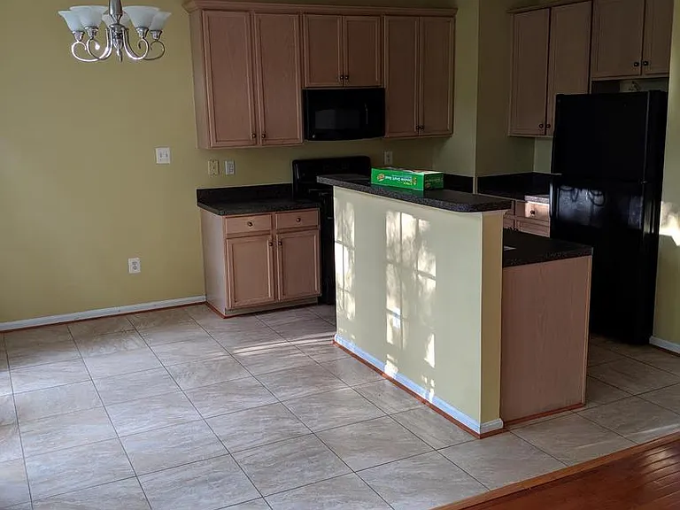 8544 Wyngate Manor Ct — Photo 2