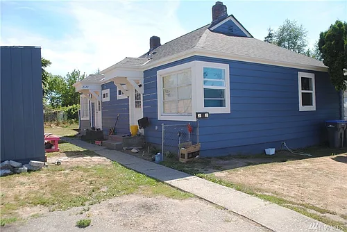 2121-2123 4th St Photo 1