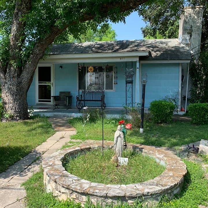 1st image of 409 Odell St