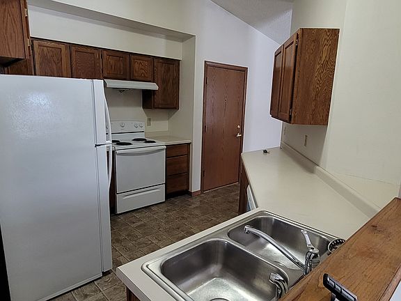 4th image of 2700 Sunset Blvd APT 3
