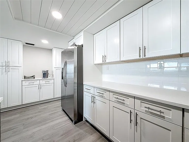 400 Island Way #1411 — Photo 12