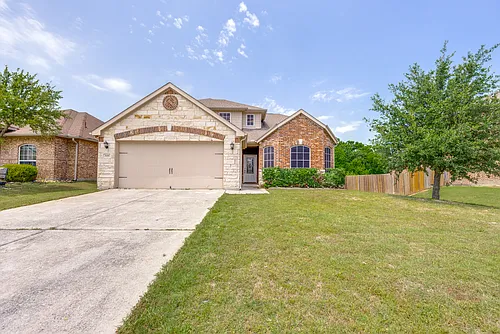 1608 Persimmon Dr Photo 1