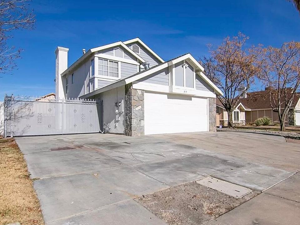 1st image of 819 W Avenue H5