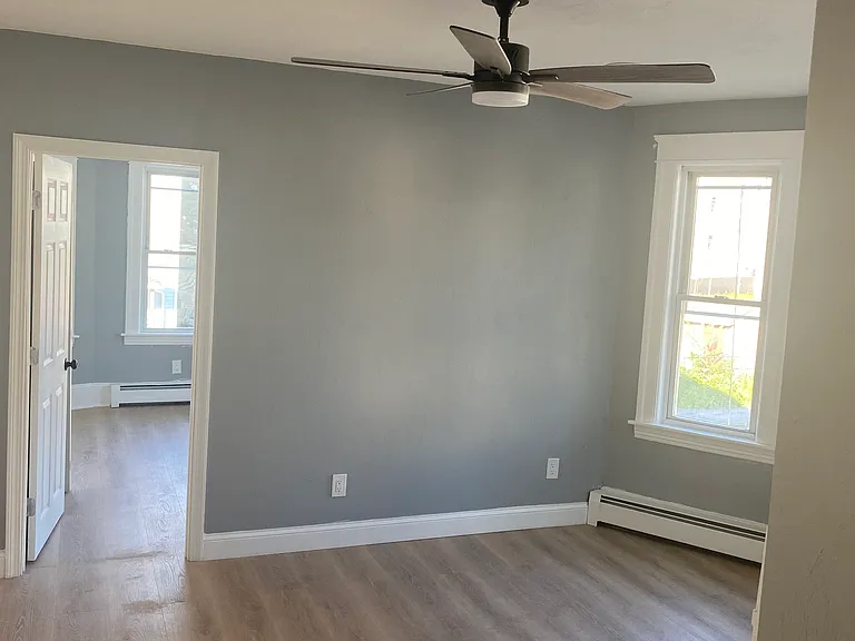 7 Derby St #2 — Photo 11