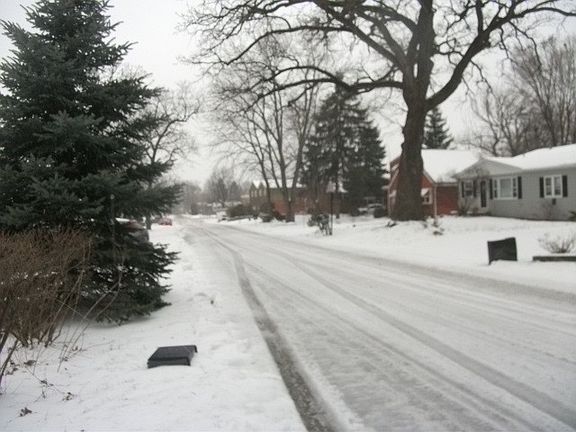 3rd image of 211 Ferndale Dr