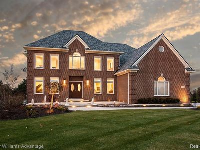 12557 Howland Park Dr, Plymouth, MI, 48170