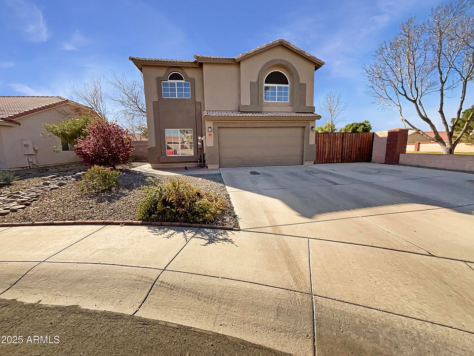 1st image of 11595 W HOLLY Street