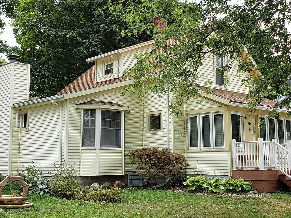 Front of house - East side