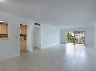 8107 SW 72nd Ave APT 302E, Miami, FL 33143