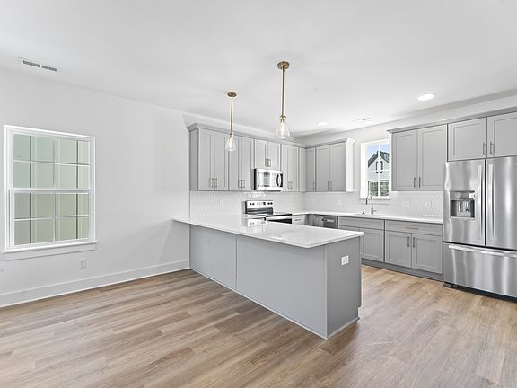 5th image of 700 N Dupont Ave Lot 317-99