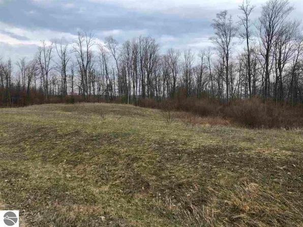 6550 Floreys Ranch Rd #11, Grawn, MI 49637