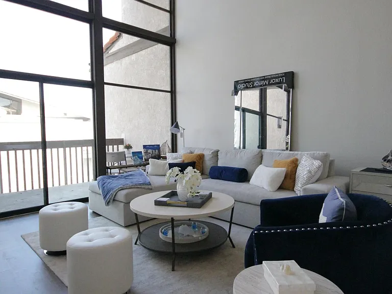 7329 Marina Pacifica Dr S — Photo 34