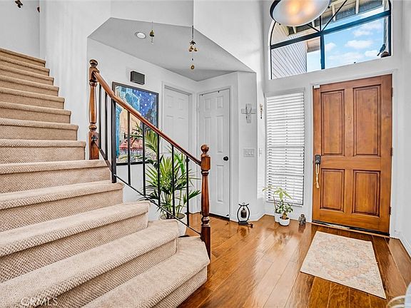 4th image of 11435 Hanover Ct