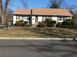 236 W 1st St, Edison, NJ