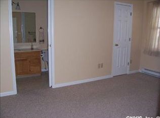 505 Fultz Dr, Oneida, NY 13421