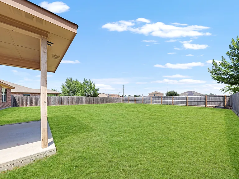 2103 Jefferson Ct S — Photo 23