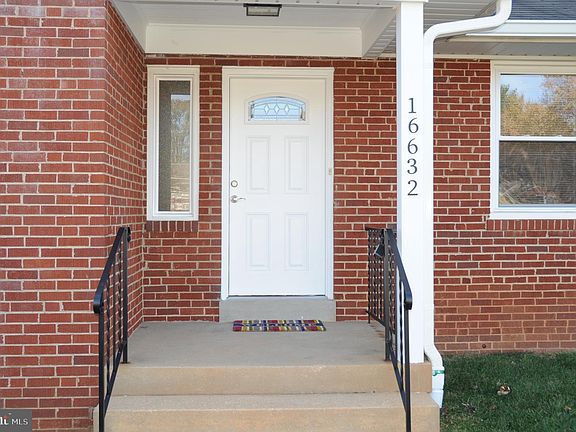 2nd image of 16632 Alden Ave