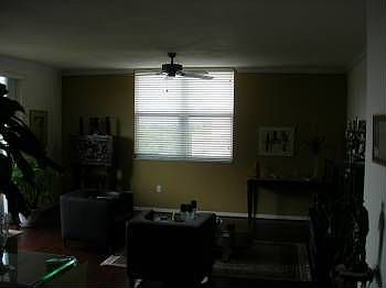 3rd image of 2421 NE 65th St APT 502