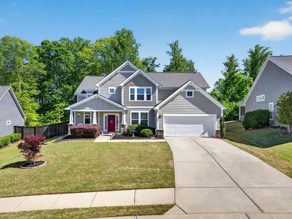 904 Lockhurst Dr, Simpsonville, SC 29681