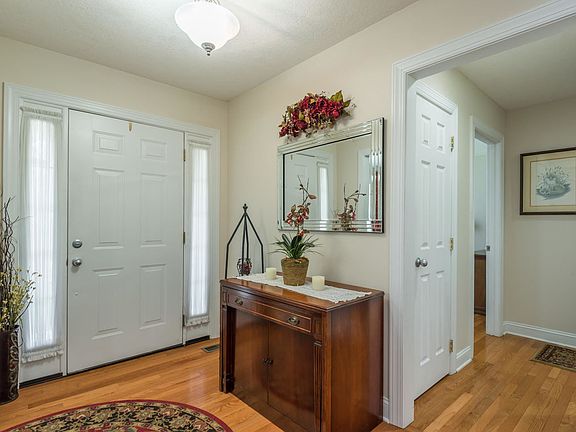 2nd image of 7813 Scenic View Dr