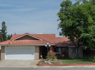7708 N Woodrow Ave, Fresno, CA