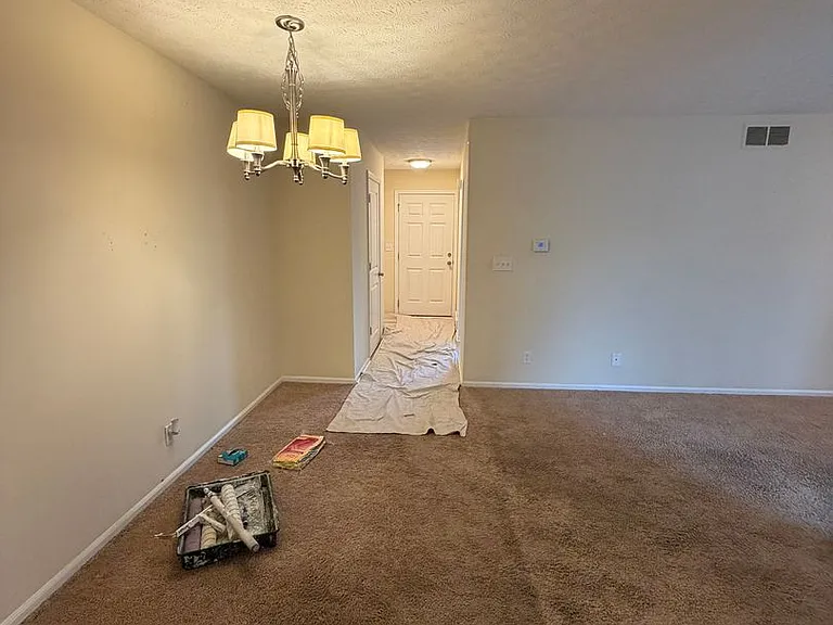 4129 Crest Manor Dr — Photo 13