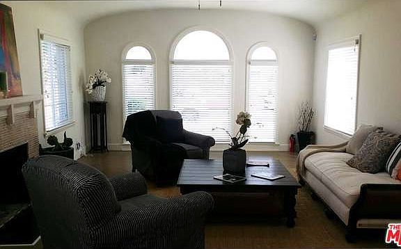 4th image of 517 Galer Pl