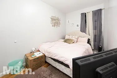 Rented by Mdrn Residential