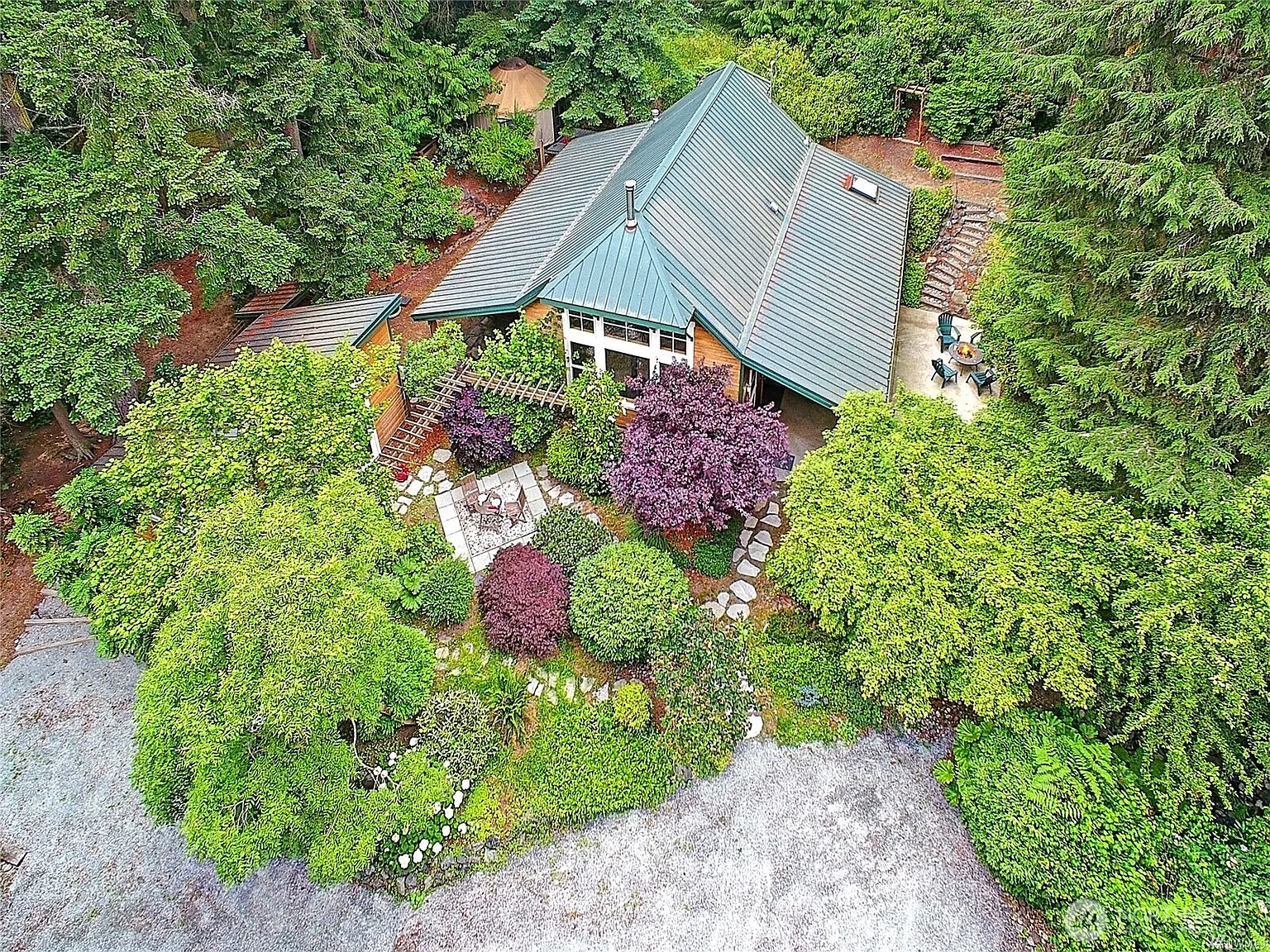 1456 Alderwood Lane photo 1