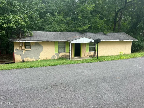 902 Topside Rd, Sevierville, TN 37862