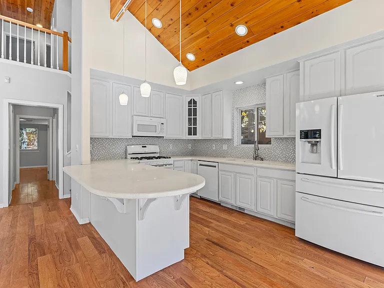 33536 Weeping Willow Dr — Photo 3